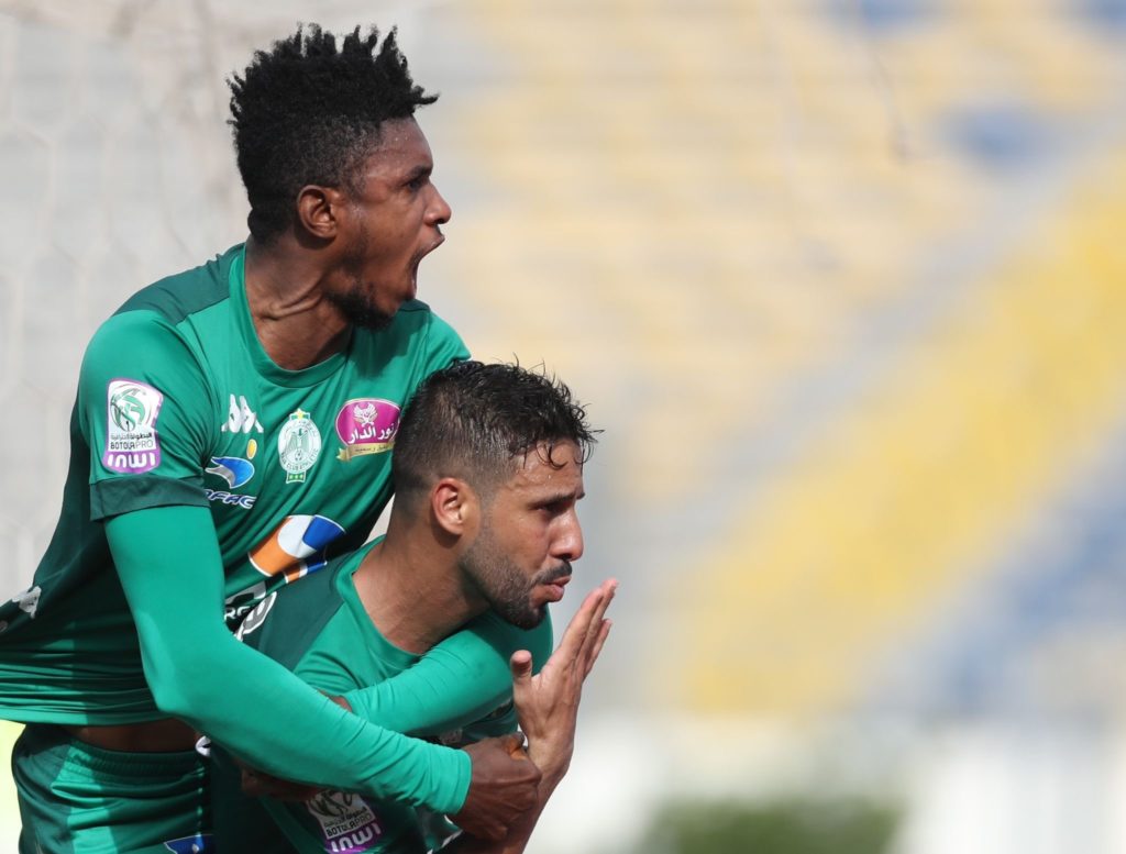 D1 Maroc: Fabrice Ngoma, Béni Badibanga et le Raja de Casablanca s’adjugent le derby face au Wydad et reviennent à la course pour le titre