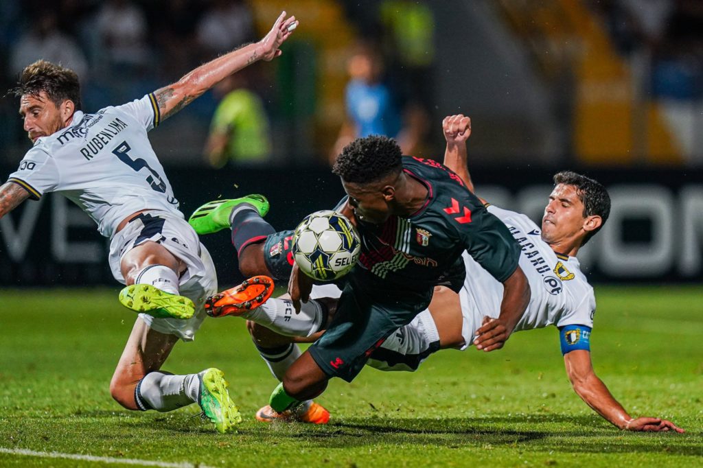 Braga: « Très content de la victoire de l’équipe dans un stage où j’étais très heureux » (Simon Banza)
