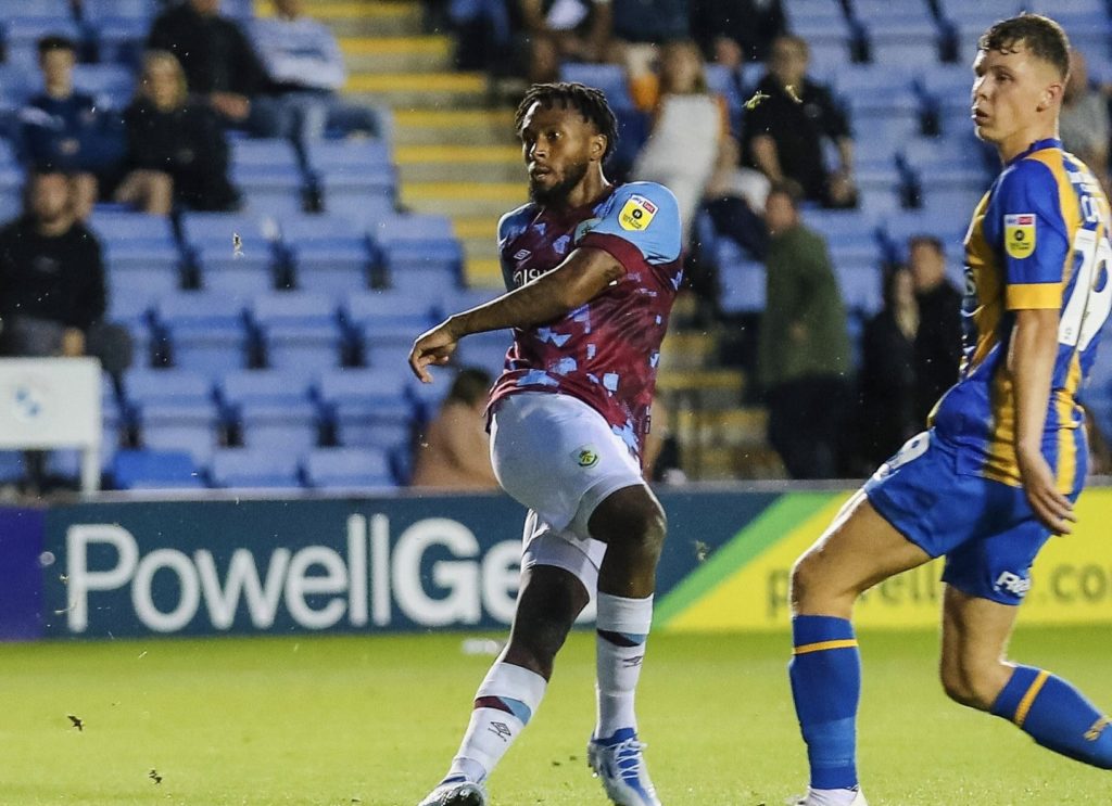 Burnley: «C’était mon 1er but, une victoire et une qualification au prochain tour… Je ne pourrais pas être plus satisfait de ce match» (Samuel Bastien Binda)