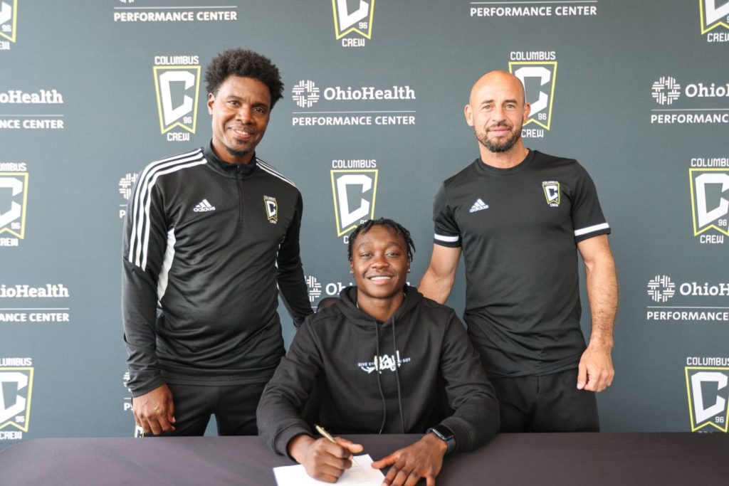 Transfert : Ariel Mbumba fait le grand saut et arrive à Columbus Crew