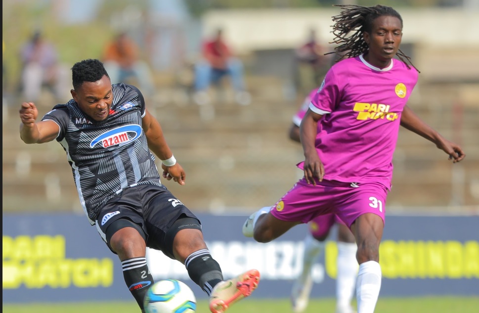 Idriss Mbombo en noir