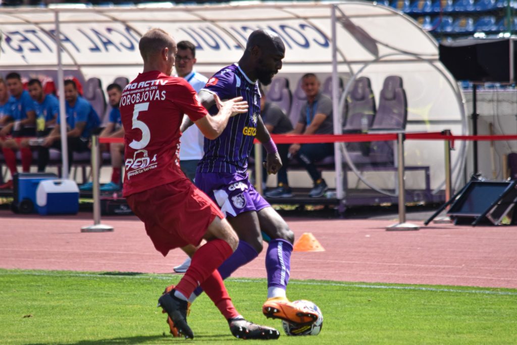 D1 Roumanie: Passage à vide pour Mike Cestor Botuli et l’Argès Pitesti