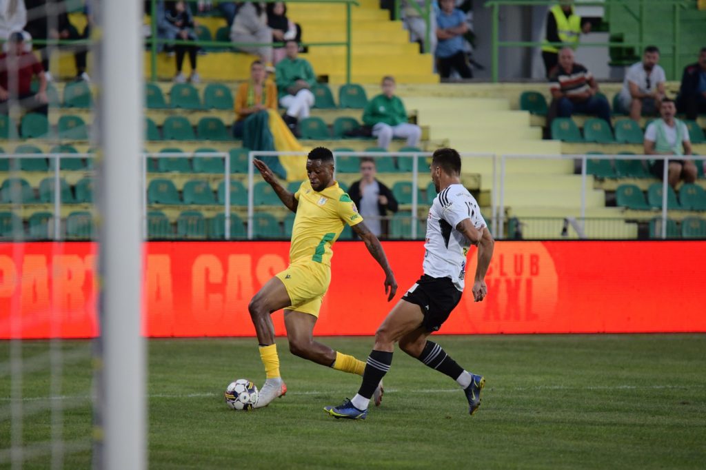 D1 Roumanie: Junior Kabananga et Mioveni ratent le coche devant l’U Craiova 1948
