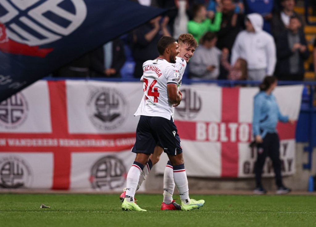 D3 Angleterre: Succès sur le fil pour Elias Kachunga et Bolton Wanderers devant Burton Albion