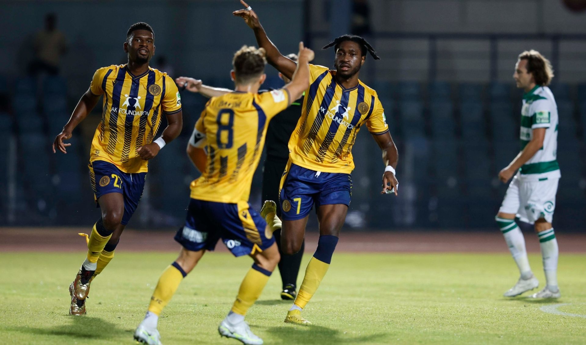 D1 Chypre: Jared Khasa offre à l’AEL Limassol son 1er succès de la D1 Chypre: Jared Khasa offre à l’AEL Limassol son 1er succès de la