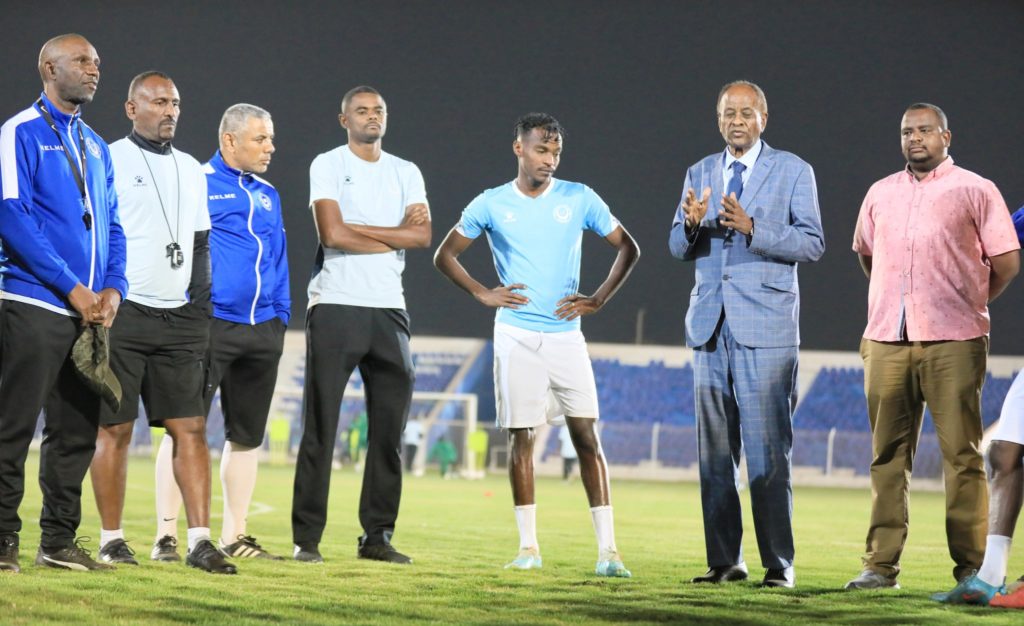 D1 Soudan : Après les supporters, Florent Ibenge et ses joueurs reçoivent la confiance du staff dirigeant d’Al Hilal Omdurman avant le choc face à Al Merreikh