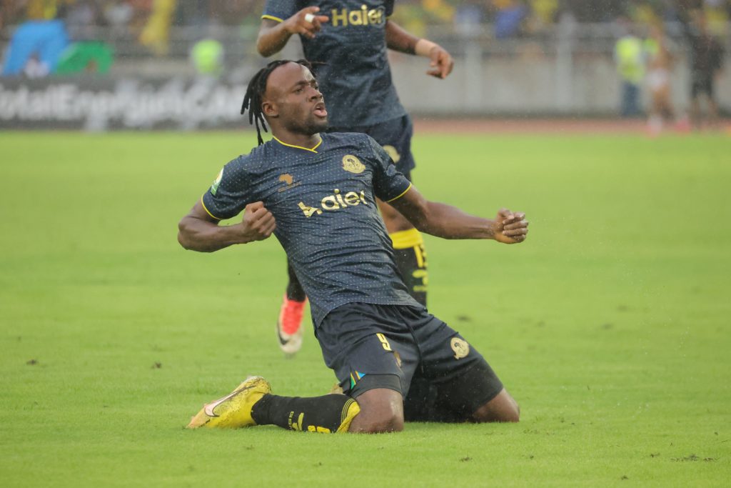 CAF/C2: « Il reste encore 90 minutes en Algérie, on va mouiller le maillot pour notre équipe » (Fiston Mayele)