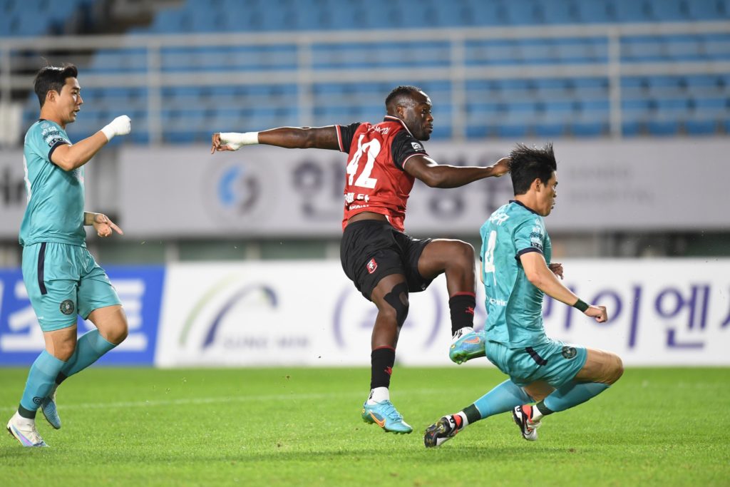 D2 Corée du Sud: Belle opération en déplacement pour Jucie Lupeta et Bucheon