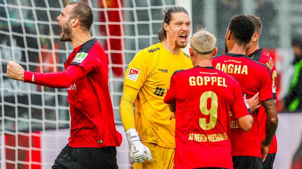 D2 Allemagne: Martin Angha et le Wehen Wiesbaden domptent le Hansa Rostock de Christian Kinsombi