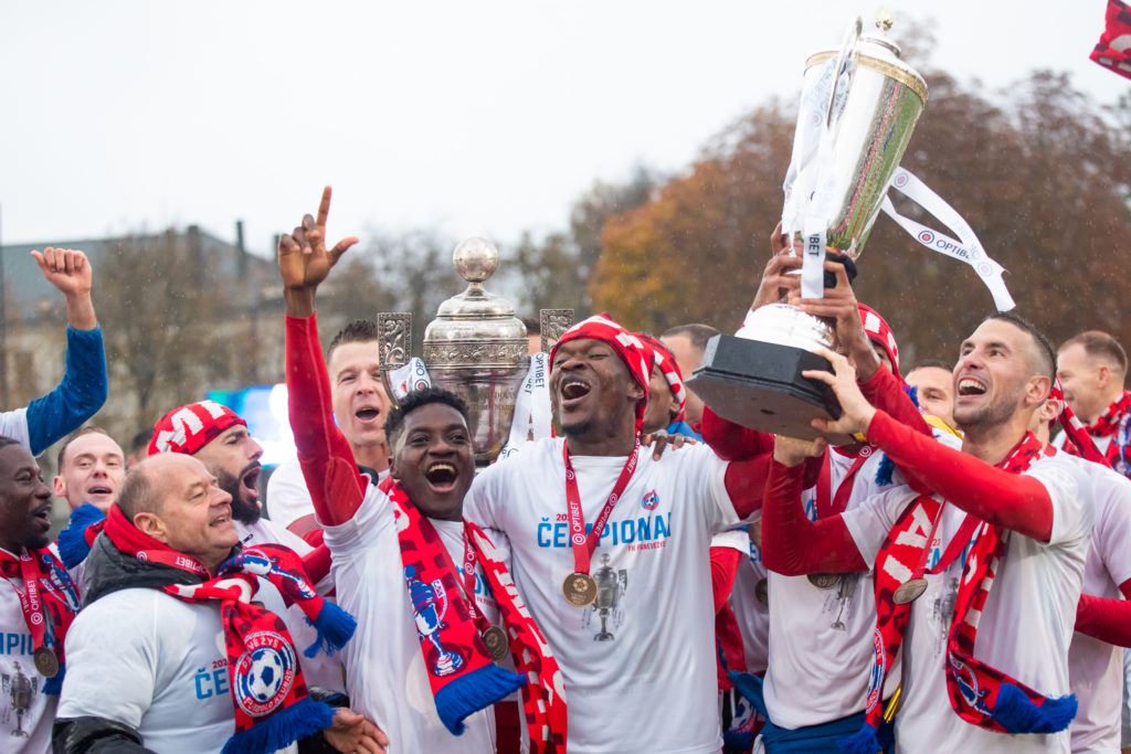 Panevezys: «Pour être honnête, c’était l’un de ces moments inoubliables, des moments dont vous rêviez depuis longtemps et qui sont finalement devenus réalité» (Noël Mbo)