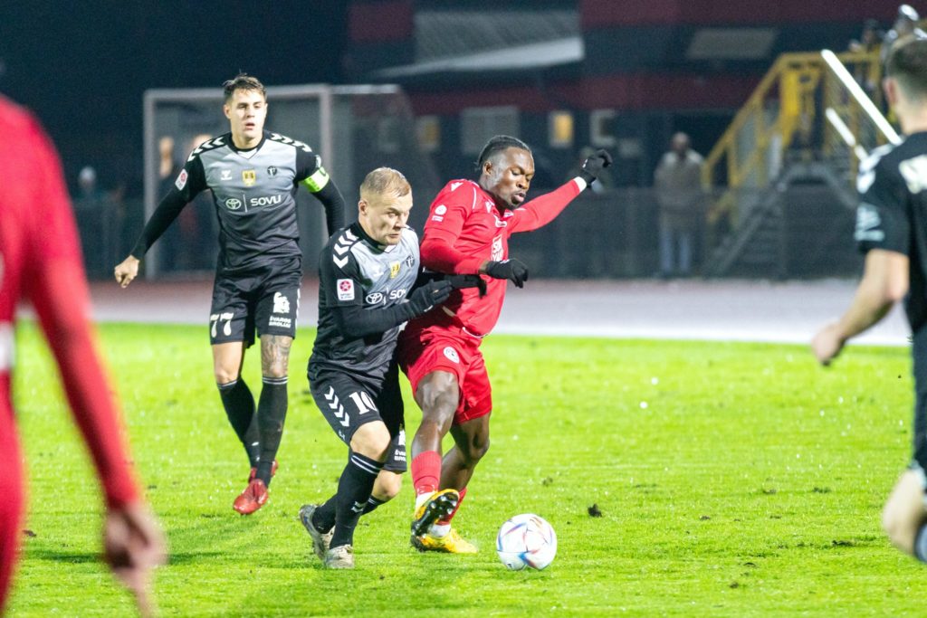 Panevezys: «J’ai eu un peu de mal à démarrer mais vers le milieu de la saison, j’ai commencé à choisir mon rythme et à montrer ma qualité» (Noël Mbo)