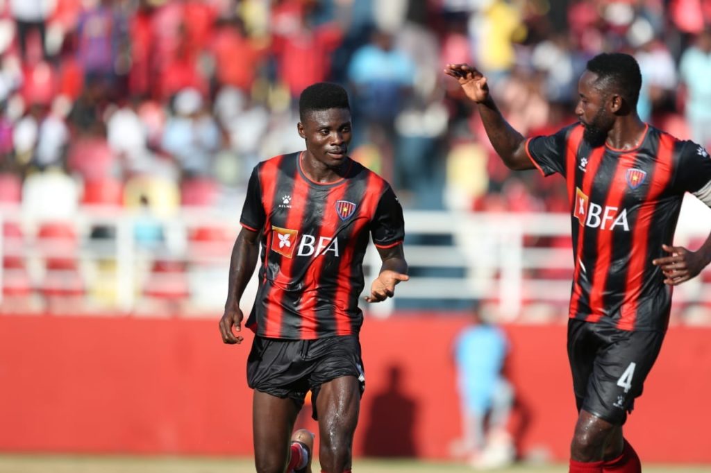 D1 Angola: Dago Tshibamba voit double et offre un précieux au Primero do Agosto face à Interclube