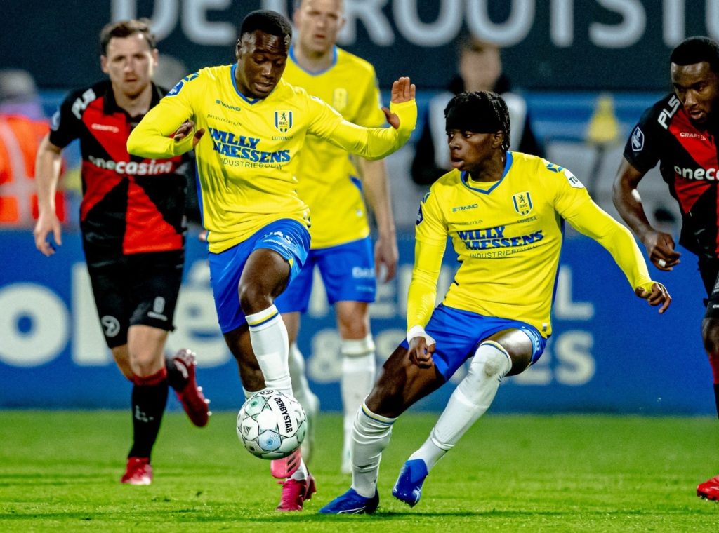 D1 Pays-Bas: Des points de perdu pour Chris Lokesa, Thierry Lutonda et Waalwijk