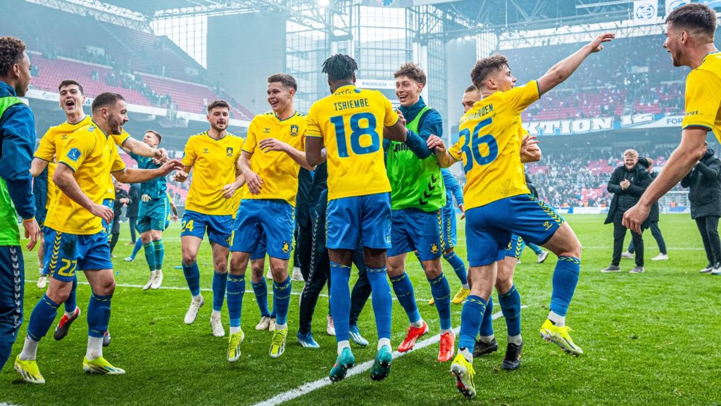 D1 Danemark: Kevin Tshiembe et Brøndby surprennent le Fc Copenhague  et prennent les commandes