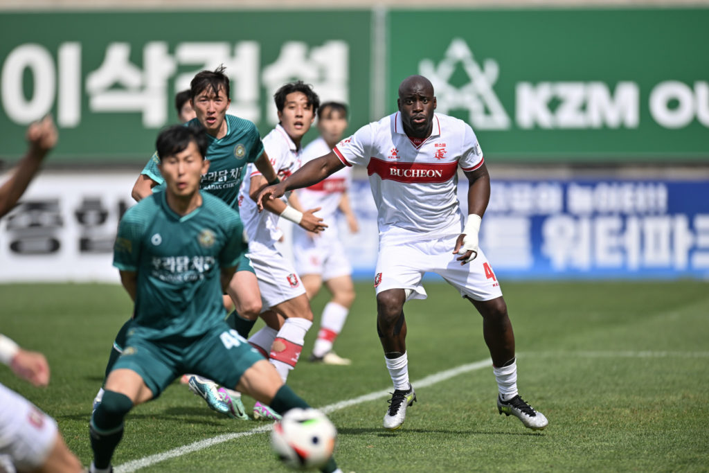 D2 Corée du Sud: Succès aux forceps pour Jucie Lupeta et Bucheon