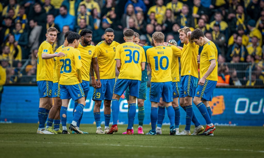 D1 Danemark: Le très mauvaise opération pour Kevin Tshiembe et Brondby