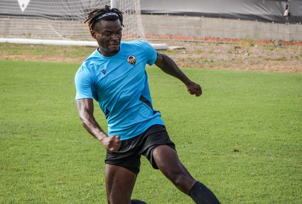 Castellon: Brian Kibambe Cipenga déjà à pieds-d’oeuvre avec ses nouveaux coéquipiers