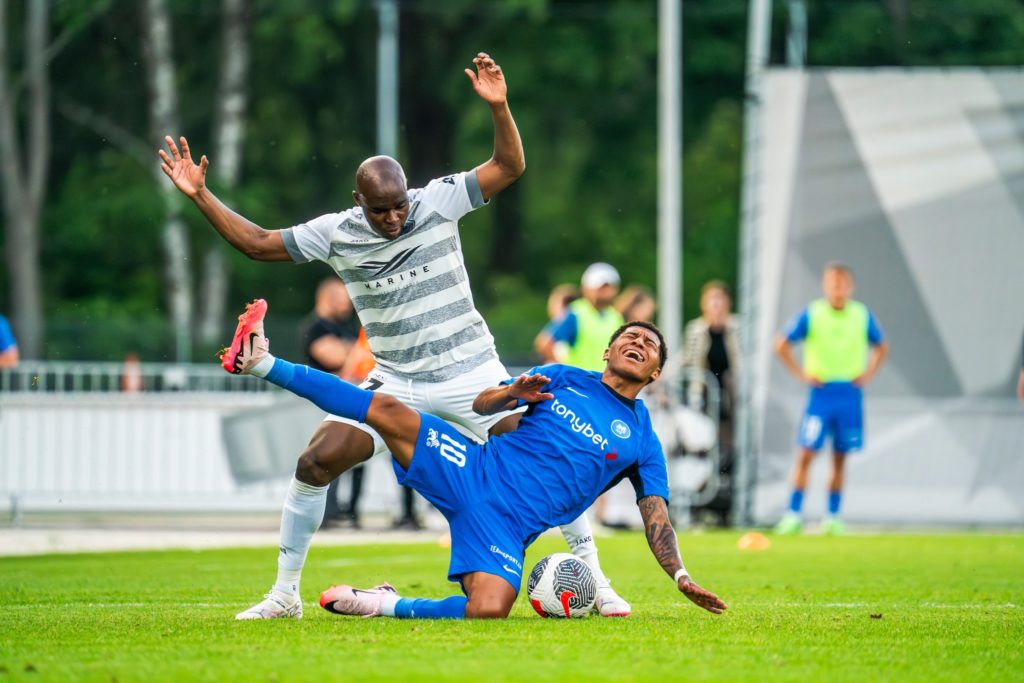 D1 Lettonie: Gauthier Mankenda offre un point in extremis au Fc Riga avec son 4ème but de la saison