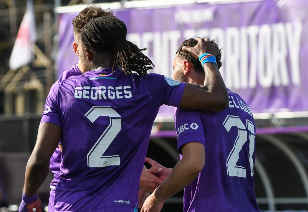 D1 Canada: Georges Mukumbilwa et Pacific Fc s’offrent l’Atletico Ottawa avec une passe décisive du congolais sur l’unique but de la partie