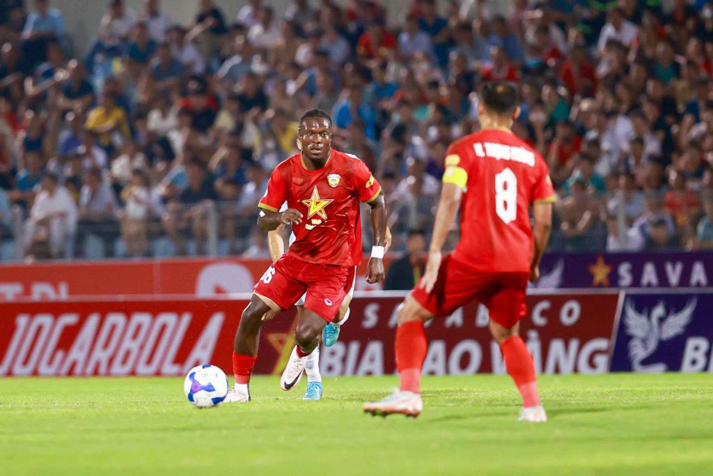 D1 Vietnam: Entame réussie pour Noël Mbo et le Hồng Lĩnh Hà Tĩnh