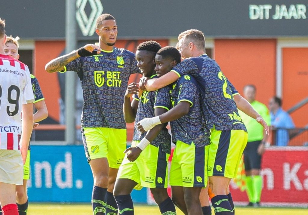 D2 Pays-Bas: Xavier Mbuyamba et Volendam redressent la barre après une entame difficile