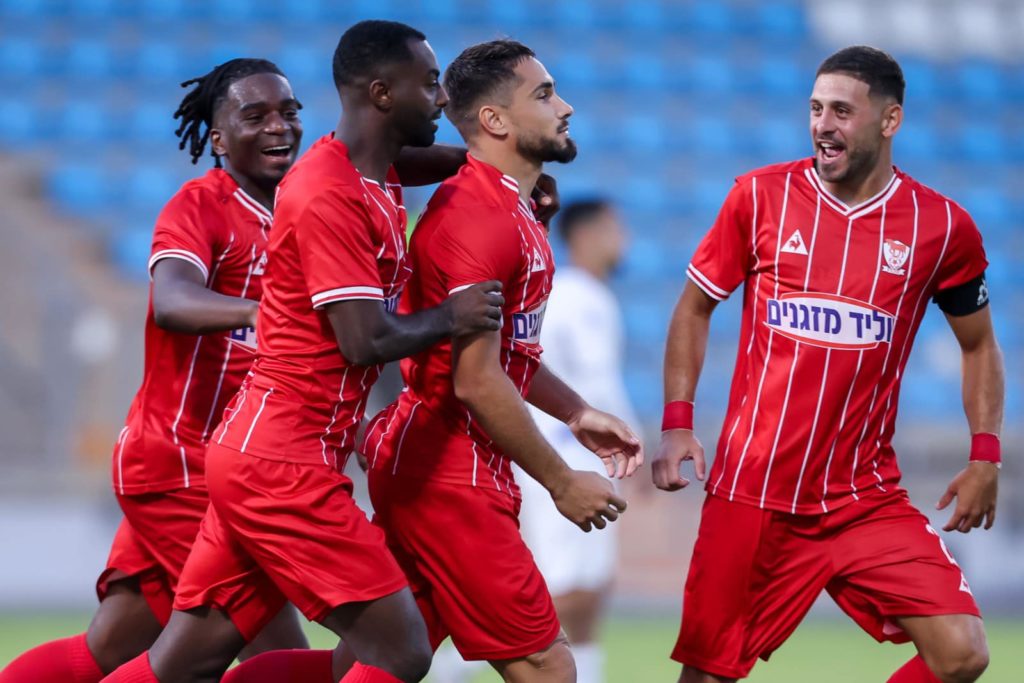D1 Israël: Un partage frustrant pour Stéphane Omeonga et le Bnei Sakhnin