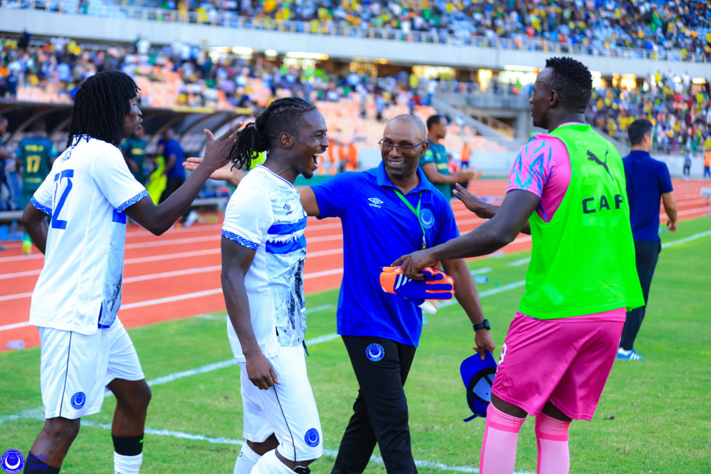CAF-C1: «Il était plus facile de défendre que d’attaquer, c’est que nous avons fait en seconde période» (Florent Ibenge)