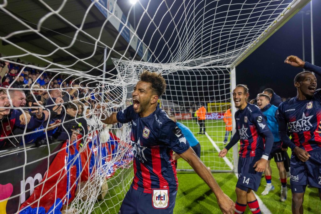 D2 Belgique: Pierre-Yves Ngawa, Jérémy Lioka et le Fc Liège s’offrent le leader, Molenbeek
