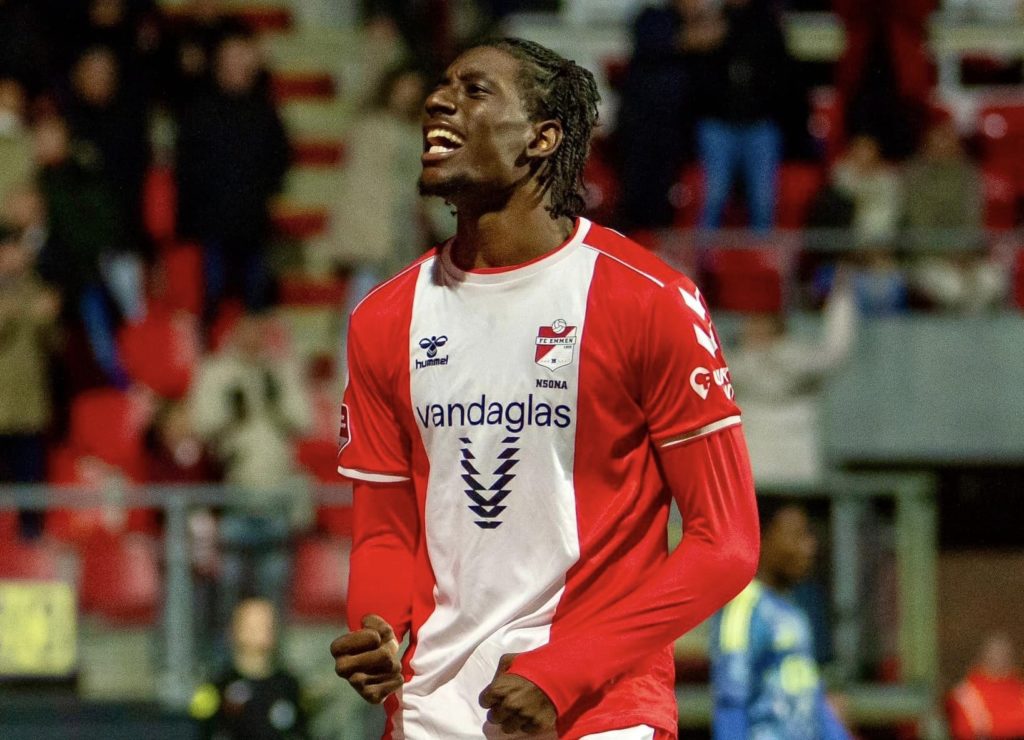 D2 Pays-Bas: Kelian Nsona et Emmen renversants devant l’Ajax d’Amsterdam