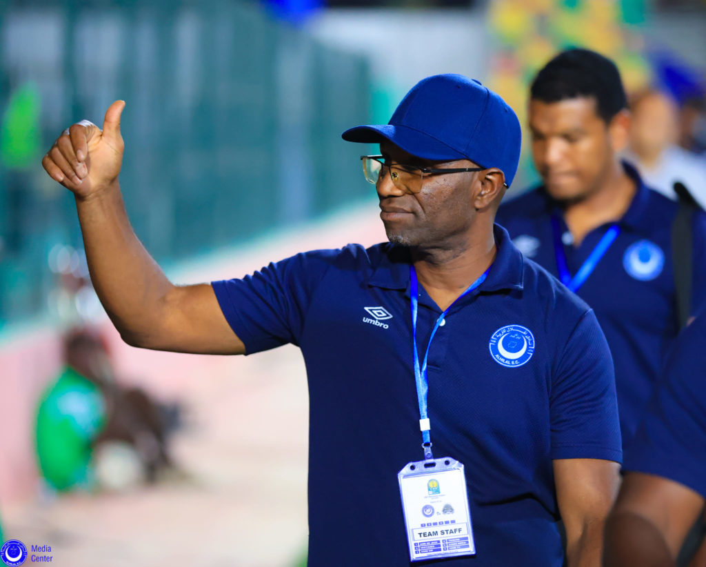 CAF-C1: «Ils nous ont surpris en jouant différemment… en conservant le ballon» (Florent Ibenge)