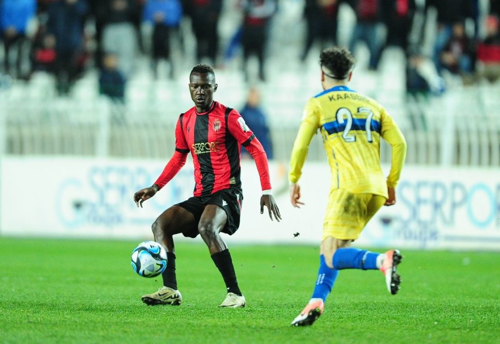 Coupe d’Algérie: Qualification assurée pour Glody Likonza, Kevin Mondeko et l’USM Alger
