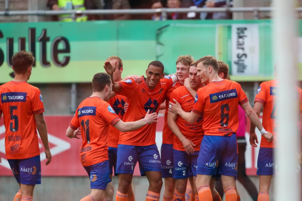 Coupe de Norvège: Paul Ngongo et Aalesunds font plier Bodo/Glimt