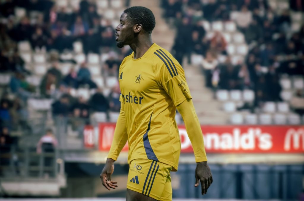 D3 France: Déjà 12 buts pour Steven Nsimba avec Aubagne victorieux de Nîmes