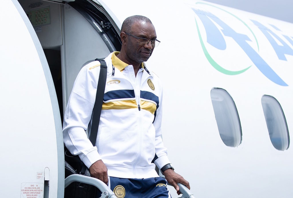 Azam: «C’est maintenant qu’il faut se fixer des objectifs pour aller bousculer les institutions qui sont Young Africans et Simba» (Florent Ibenge)