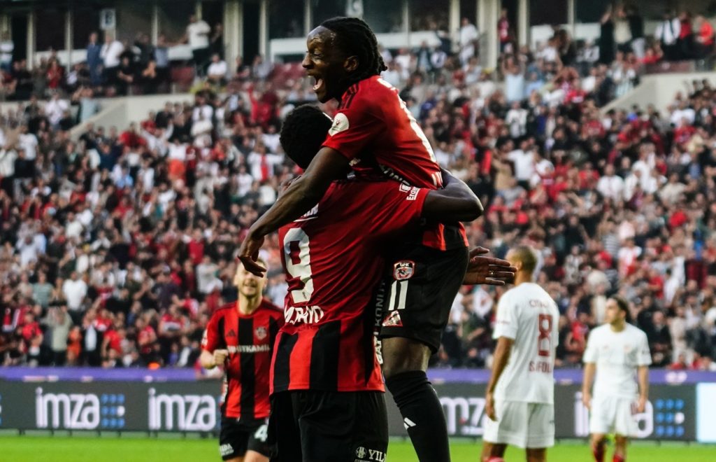 D1 Turquie: 3ème passe décisive pour Christopher Lungoyi avec Gaziantep vainqueurs de Antalyaspor