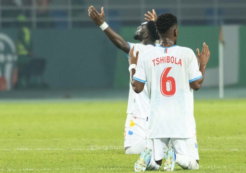 Coupe du monde 2026: «Un mot spécial pour mon frère Rocky Bushiri. Je t’aime, mon frère, et je te souhaite un prompt rétablissement…Tu reviendras plus fort» (Aaron Tshibola à Rocky Bushiri)