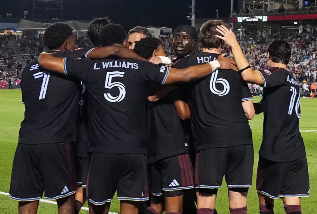 MLS: Des regrets pour Loic-Williams Ntambue Kayumba et le Colorado Rapids
