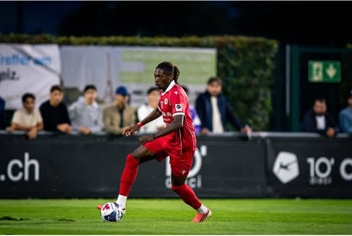D2 Suisse: Noa Mupemba voit triple avec Rapperswil Jona face à Neuchâtel Xamax de Anthony Mossi